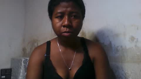 Snapshot of murielleee chatting on 05/20/26, 10:54 murielleee online show from 05/20/26, 10:54