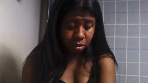 Snapshot of murielleee chatting on 06/19/26, 06:56 murielleee online show from 06/19/26, 06:56