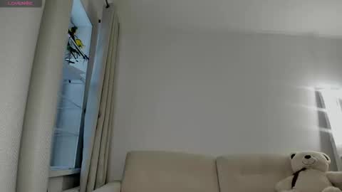 Snapshot of murr__murr chatting on 11/08/25, 12:27 Enn online show from 11/08/25, 12:27