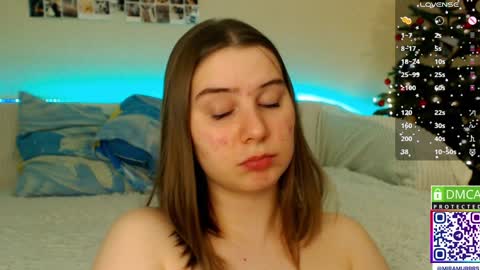 Snapshot of murrrworren chatting on 01/07/25, 05:01 Mira online show from 01/07/25, 05:01