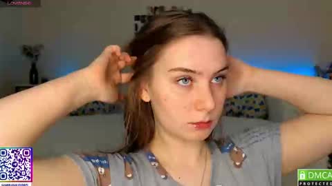 Snapshot of murrrworren chatting on 02/19/25, 03:28 Mira online show from 02/19/25, 03:28