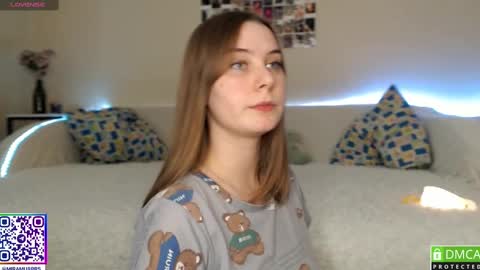 Snapshot of murrrworren chatting on 02/19/25, 07:17 Mira online show from 02/19/25, 07:17