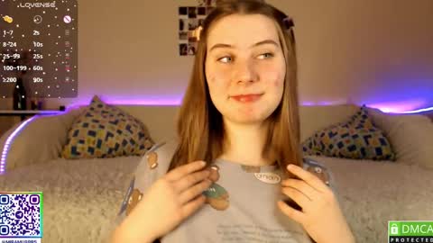 Snapshot of murrrworren chatting on 02/27/25, 06:29 Mira online show from 02/27/25, 06:29