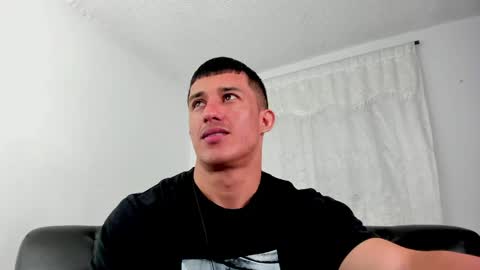 Snapshot of muscle_man07 chatting on 05/30/26, 02:14 Muscle Man online show from 05/30/26, 02:14