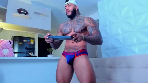 Snapshot of muscle_man19 chatting on 02/20/25, 03:23 Nick online show from 02/20/25, 03:23