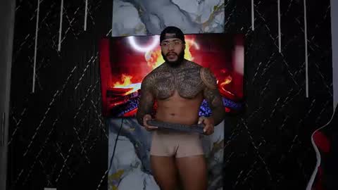 Snapshot of muscle_man19 chatting on 07/10/26, 05:23 Nick online show from 07/10/26, 05:23
