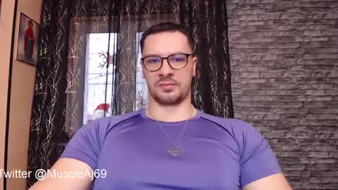 Snapshot of muscleaj69 chatting on 01/26/25, 02:19 AJ online show from 01/26/25, 02:19