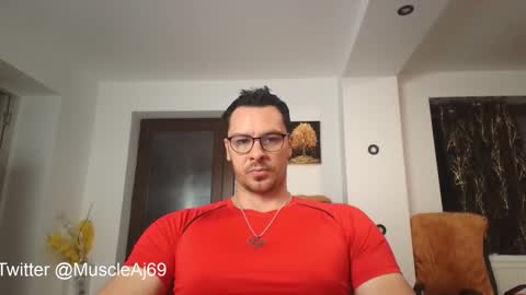 Snapshot of muscleaj69 chatting on 11/02/25, 03:36 AJ online show from 11/02/25, 03:36