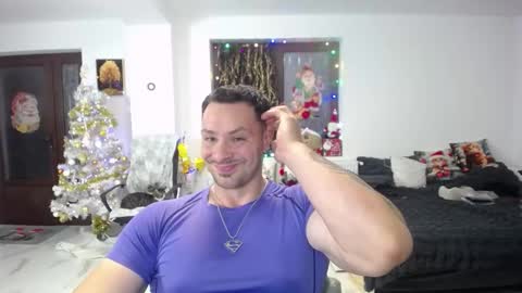 Snapshot of muscleaj69 chatting on 11/25/25, 04:40 AJ online show from 11/25/25, 04:40