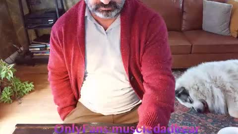 Snapshot of muscledadbear chatting on 01/16/26, 03:49 Jordan El Din online show from 01/16/26, 03:49