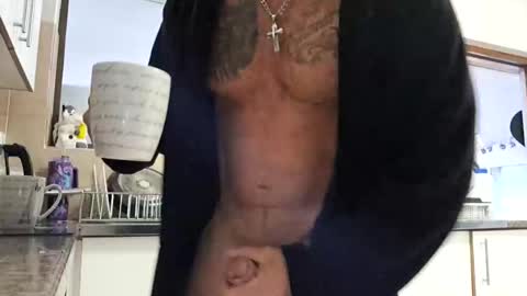 muscledaddy69s online show from 05/17/26, 05:49