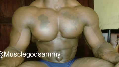 musclegod23 online show from 02/02/26, 07:01