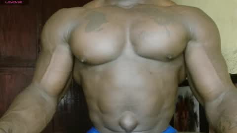 musclegod23 online show from 02/21/26, 02:40
