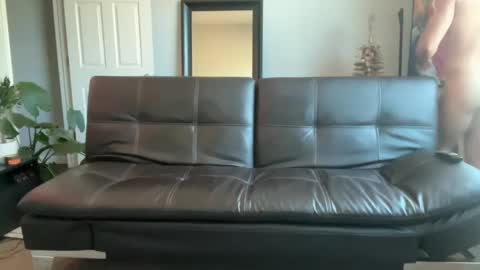 Snapshot of muscleotter31 chatting on 12/19/24, 11:14 Muscle Otter Cum online show from 12/19/24, 11:14