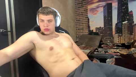 Snapshot of musclephantom chatting on 04/07/26, 08:20 Egor online show from 04/07/26, 08:20