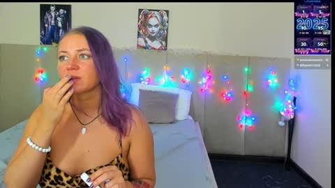 Snapshot of musclexxxbarbie chatting on 01/17/25, 05:30 Eva online show from 01/17/25, 05:30