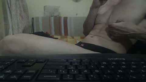 Snapshot of musculargod chatting on 12/13/24, 08:47 SexyMuscled online show from 12/13/24, 08:47