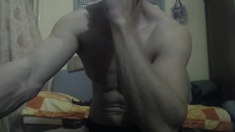 Snapshot of musculargod chatting on 12/19/24, 09:49 SexyMuscled online show from 12/19/24, 09:49