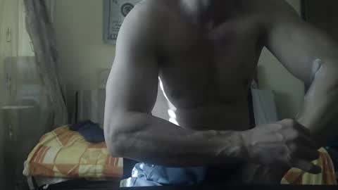 Snapshot of musculargod chatting on 01/23/25, 09:18 SexyMuscled online show from 01/23/25, 09:18