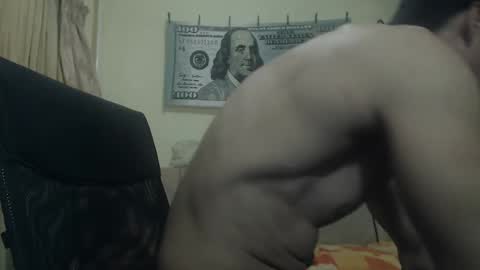 Snapshot of musculargod chatting on 01/26/25, 12:05 SexyMuscled online show from 01/26/25, 12:05