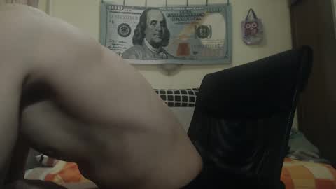 Snapshot of musculargod chatting on 02/28/25, 08:39 SexyMuscled online show from 02/28/25, 08:39