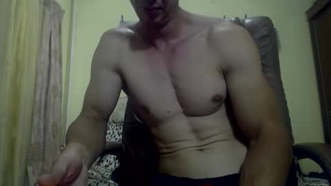 Snapshot of musculargod chatting on 09/08/25, 08:41 SexyMuscled online show from 09/08/25, 08:41