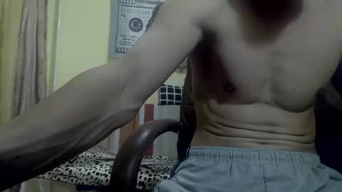 Snapshot of musculargod chatting on 10/08/25, 08:17 SexyMuscled online show from 10/08/25, 08:17