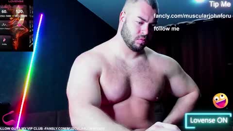 Snapshot of muscularjohnforu chatting on 11/26/25, 08:48 click icon for peach online show from 11/26/25, 08:48
