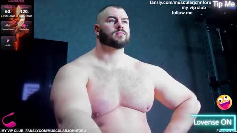 Snapshot of muscularjohnforu chatting on 03/15/26, 08:42 click icon for peach online show from 03/15/26, 08:42