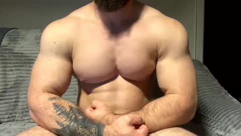 Snapshot of muscularjuggler chatting on 11/01/25, 05:37 muscularjuggler online show from 11/01/25, 05:37