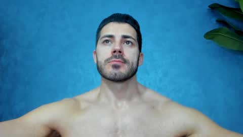 Snapshot of muscularmaster chatting on 03/31/26, 10:10 muscularmaster onlyfans online show from 03/31/26, 10:10