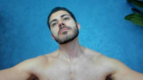 Snapshot of muscularmaster chatting on 04/06/26, 09:05 muscularmaster onlyfans online show from 04/06/26, 09:05