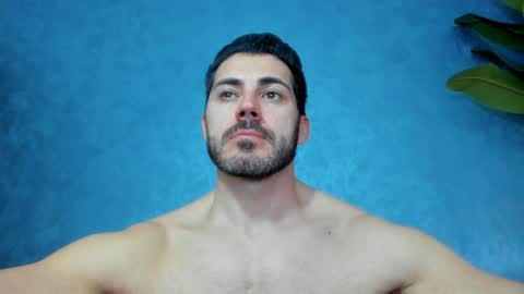 Snapshot of muscularmaster chatting on 04/07/26, 05:02 muscularmaster onlyfans online show from 04/07/26, 05:02