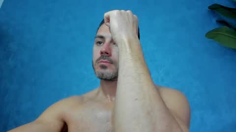 Snapshot of muscularmaster chatting on 04/12/26, 08:58 muscularmaster onlyfans online show from 04/12/26, 08:58