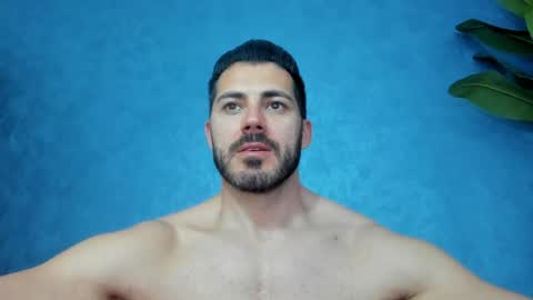 Snapshot of muscularmaster chatting on 04/25/26, 09:56 muscularmaster onlyfans online show from 04/25/26, 09:56