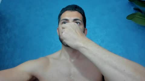 Snapshot of muscularmaster chatting on 04/28/26, 10:31 muscularmaster onlyfans online show from 04/28/26, 10:31