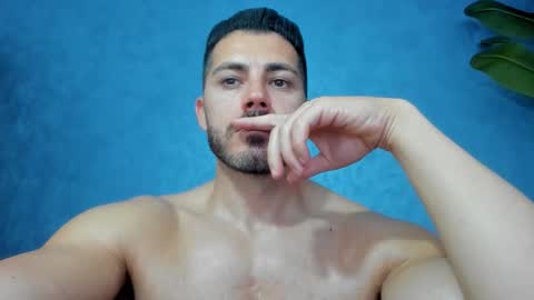 Snapshot of muscularmaster chatting on 05/13/26, 09:55 muscularmaster onlyfans online show from 05/13/26, 09:55