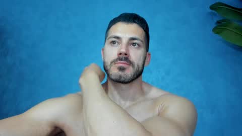 Snapshot of muscularmaster chatting on 05/15/26, 09:44 muscularmaster onlyfans online show from 05/15/26, 09:44