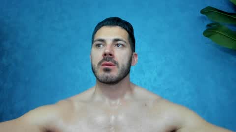 Snapshot of muscularmaster chatting on 05/20/26, 09:32 muscularmaster onlyfans online show from 05/20/26, 09:32