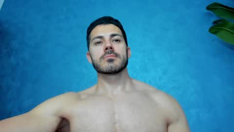 Snapshot of muscularmaster chatting on 05/22/26, 09:42 muscularmaster onlyfans online show from 05/22/26, 09:42