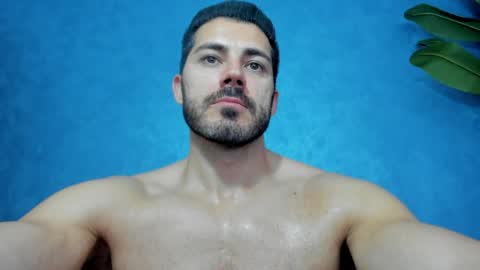 Snapshot of muscularmaster chatting on 05/29/26, 09:29 muscularmaster onlyfans online show from 05/29/26, 09:29