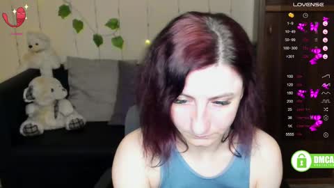 Snapshot of muse_kitty_jenia chatting on 02/11/25, 04:44 Jenya online show from 02/11/25, 04:44