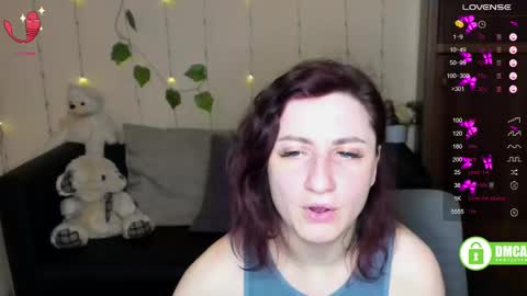 Snapshot of muse_kitty_jenia chatting on 02/11/25, 09:56 Jenya online show from 02/11/25, 09:56