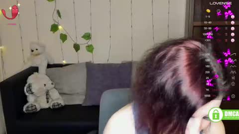 Snapshot of muse_kitty_jenia chatting on 02/13/25, 10:11 Jenya online show from 02/13/25, 10:11