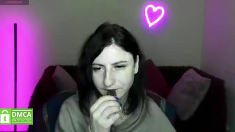 Snapshot of muse_kitty_jenia chatting on 11/13/25, 07:13 Jenya online show from 11/13/25, 07:13