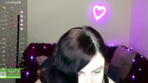 Snapshot of muse_kitty_jenia chatting on 01/06/26, 05:33 Jenya online show from 01/06/26, 05:33