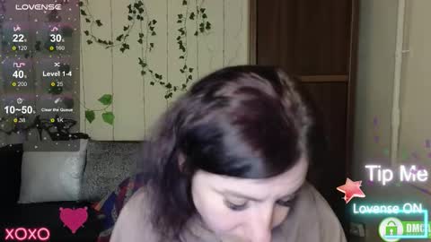 Jeneva online show from 11/06/25, 06:53