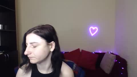 Snapshot of muse_kity_jeneva chatting on 12/19/25, 07:26 Jeneva online show from 12/19/25, 07:26