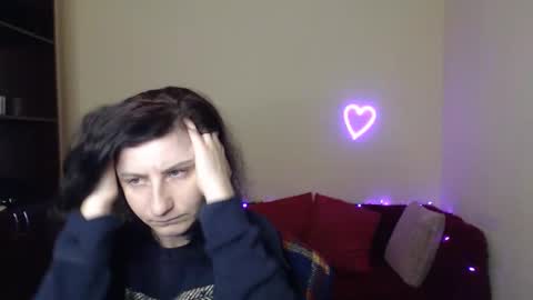 Snapshot of muse_kity_jeneva chatting on 12/21/25, 06:26 Jeneva online show from 12/21/25, 06:26