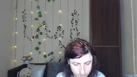 Jeneva online show from 04/26/26, 05:21